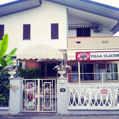 Hotel Villa Claudio Marina di Massa Eksteriør bilde