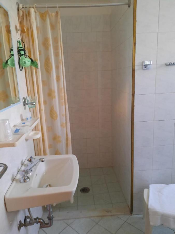 Hotel Villa Claudio Marina di Massa Eksteriør bilde