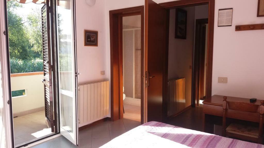 Hotel Villa Claudio Marina di Massa Eksteriør bilde